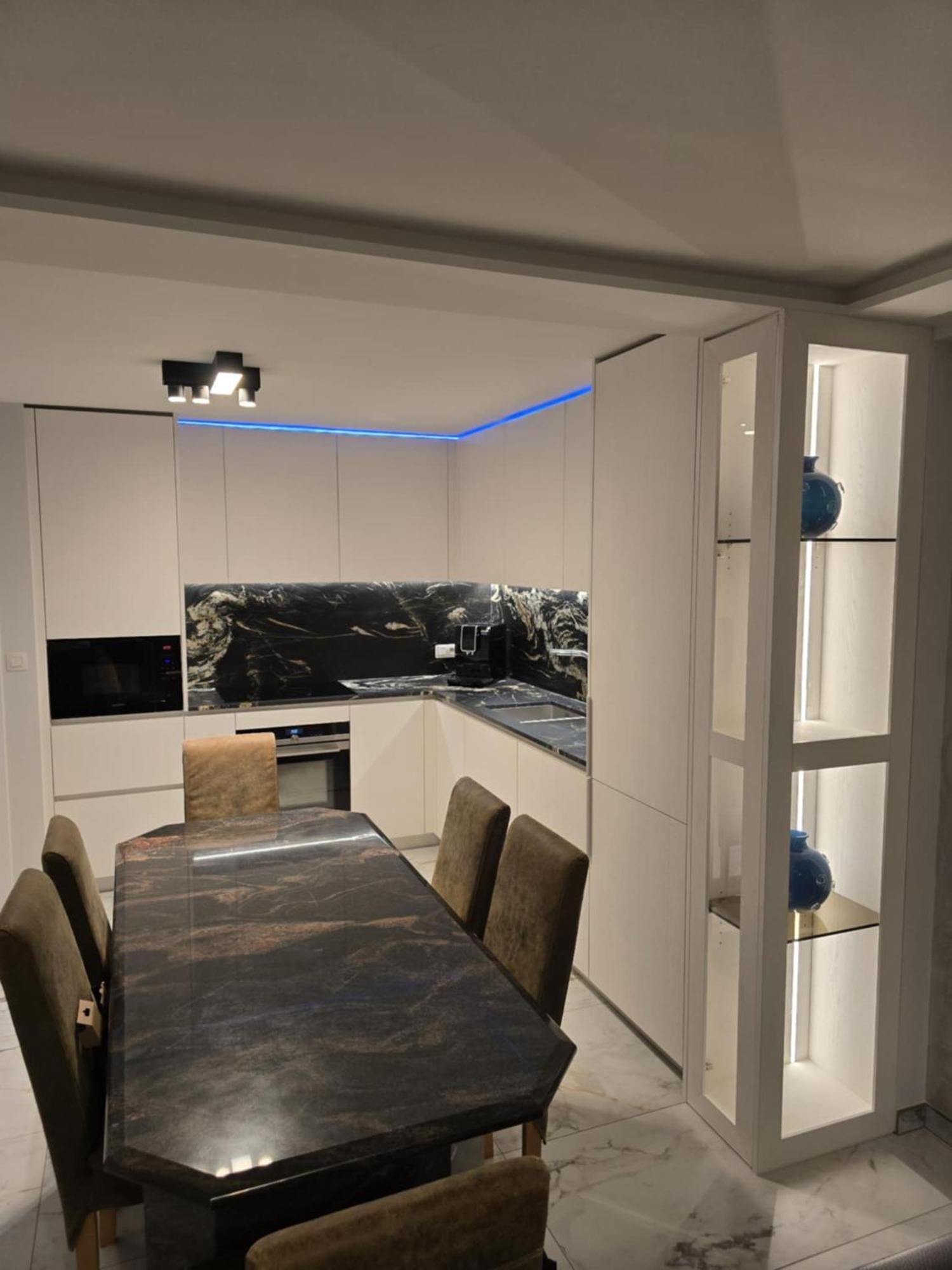 Zeezicht, Volledig Gerenoveerd Luxe Appartement ميدل كيرك المظهر الخارجي الصورة