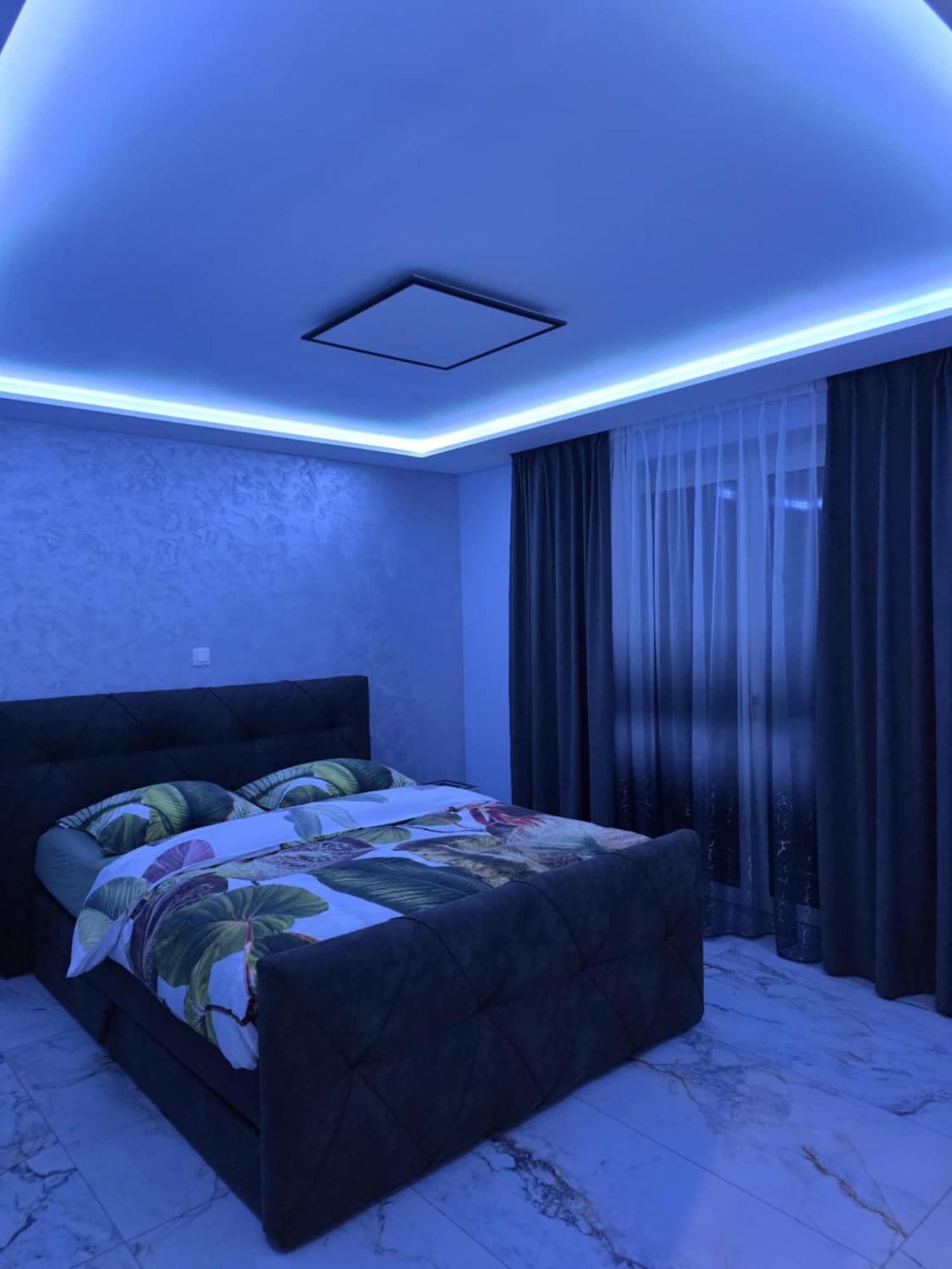 Zeezicht, Volledig Gerenoveerd Luxe Appartement ميدل كيرك المظهر الخارجي الصورة
